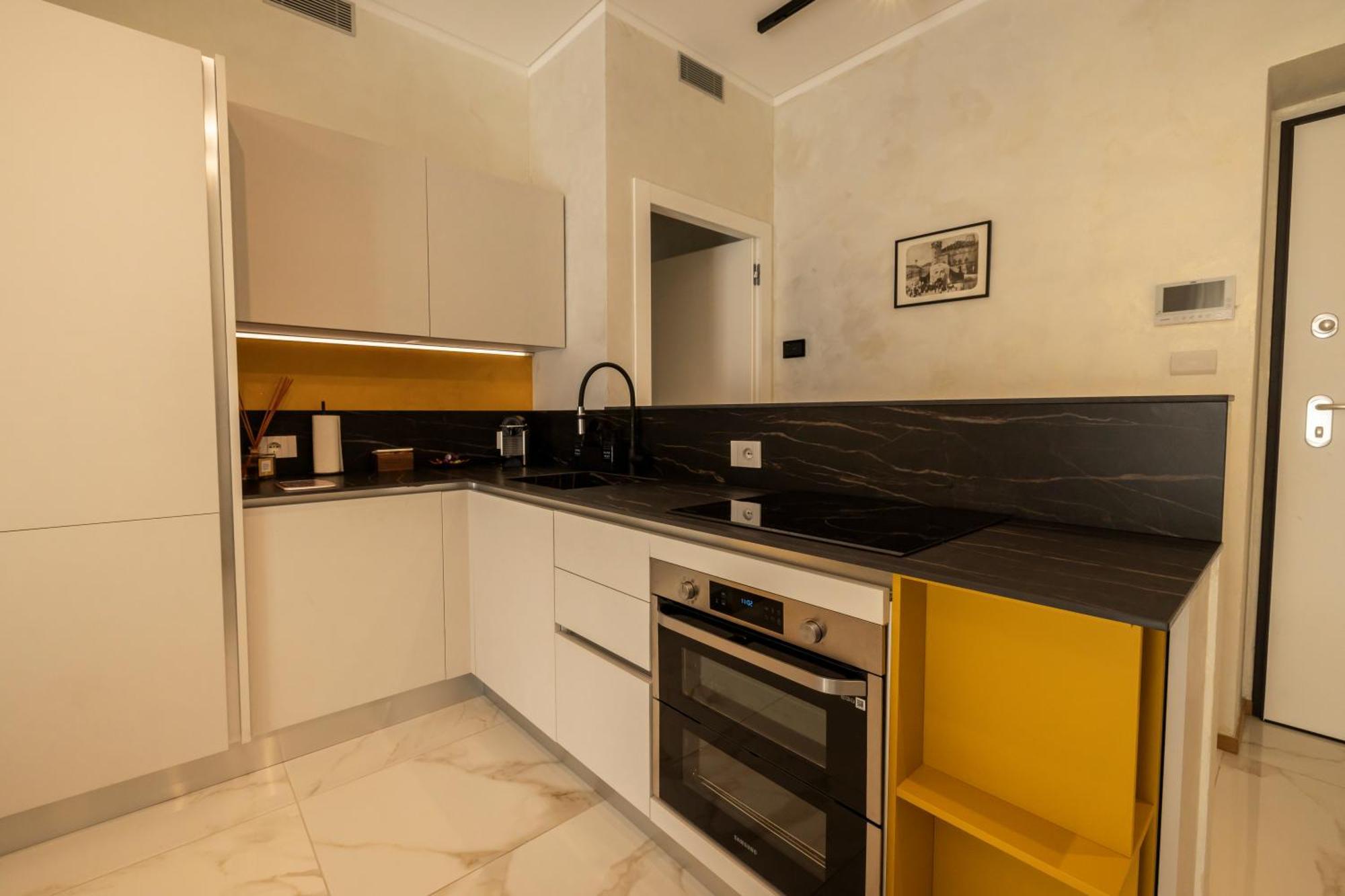 Lo Scrigno D'Oro Nel Centro Di Torino Apartment Luaran gambar
